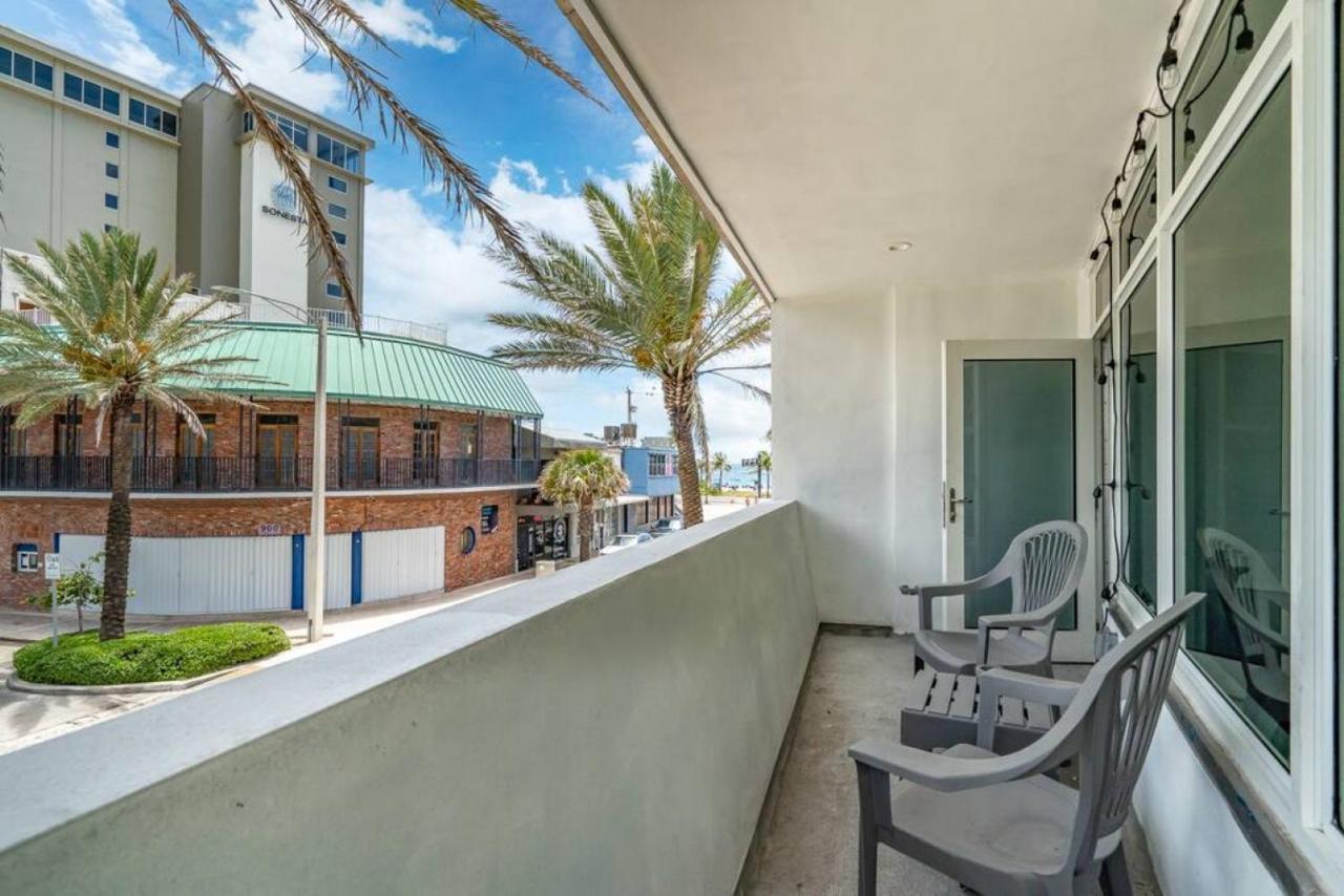 The Purple Pelican Beachfront With Ocean Balcony Unit 1 Fort Lauderdale Exteriér fotografie