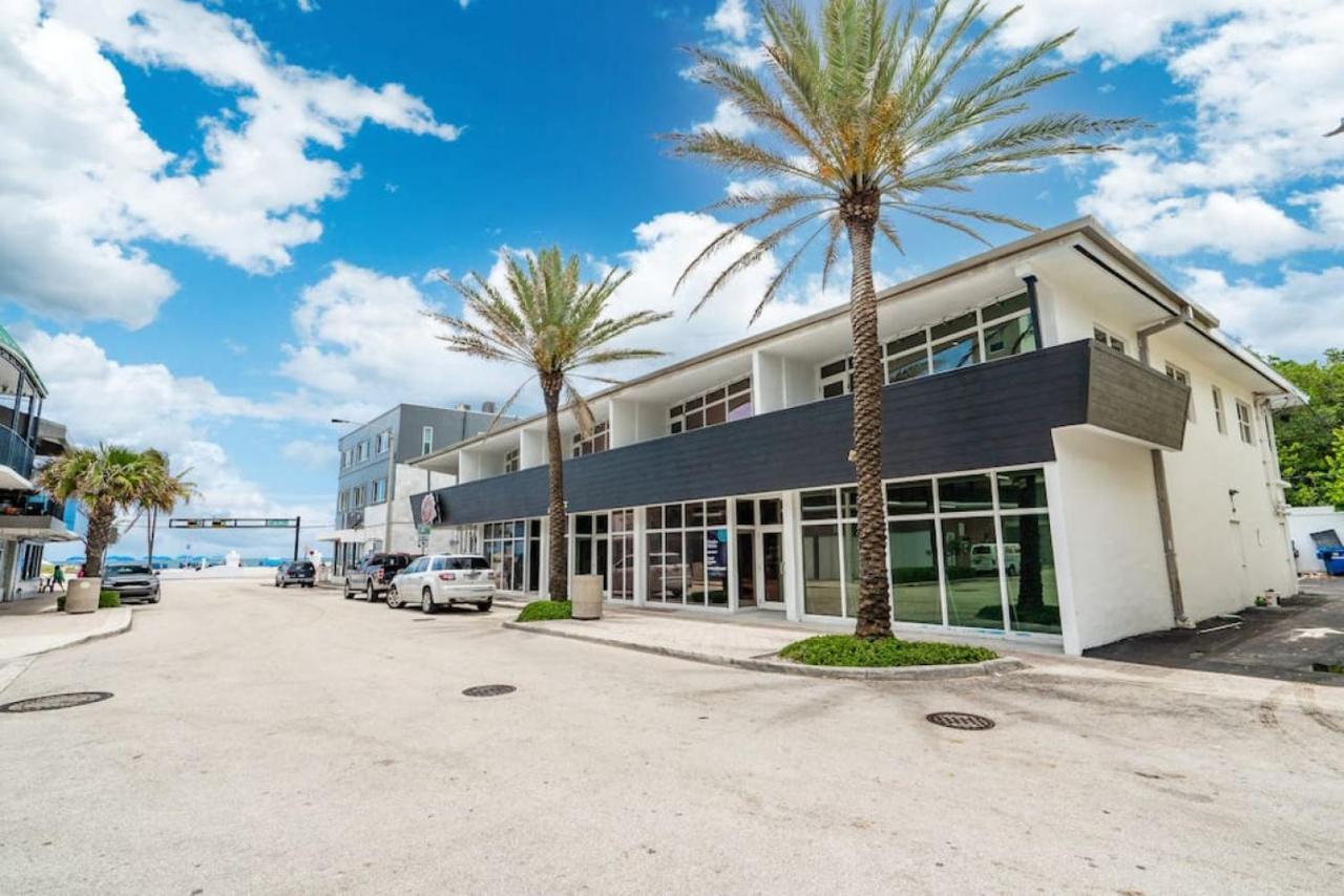 The Purple Pelican Beachfront With Ocean Balcony Unit 1 Fort Lauderdale Exteriér fotografie
