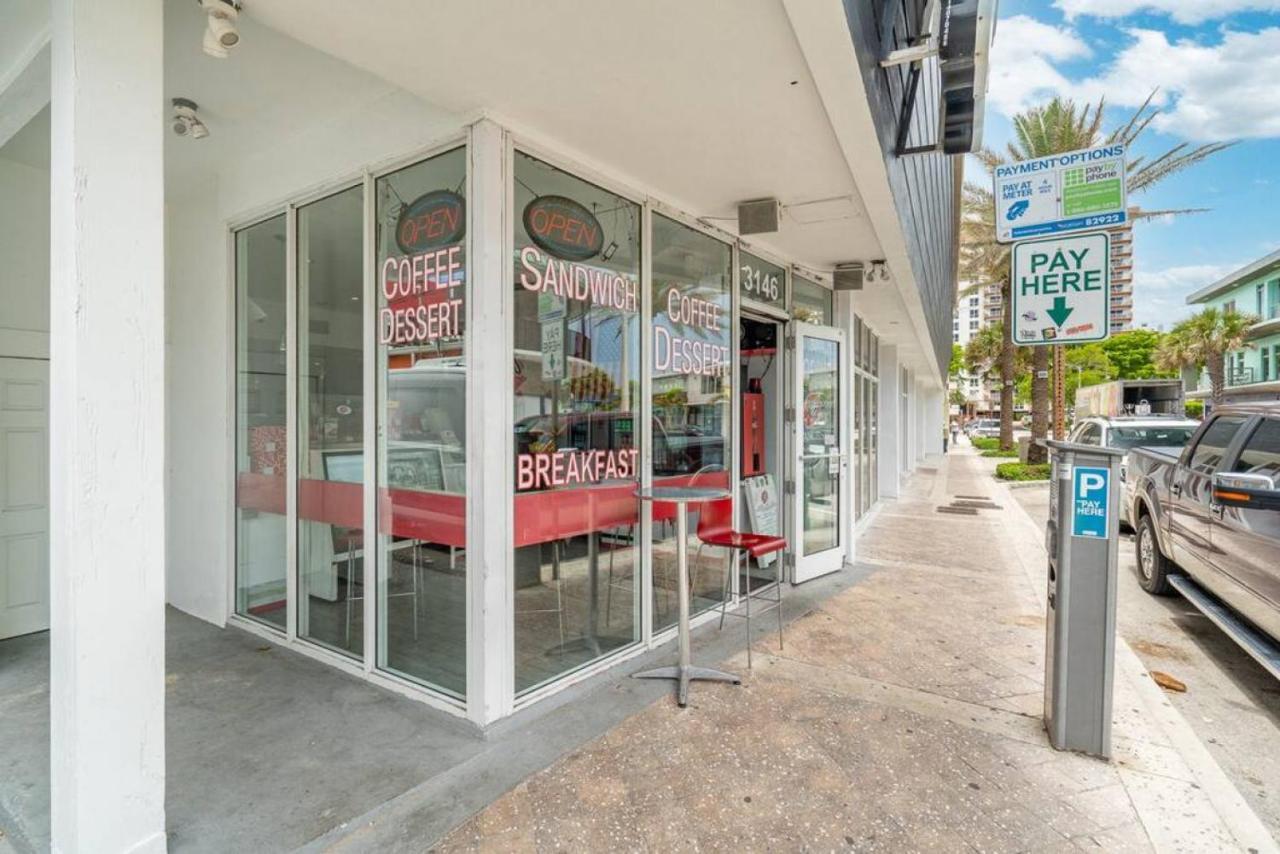 The Purple Pelican Beachfront With Ocean Balcony Unit 1 Fort Lauderdale Exteriér fotografie