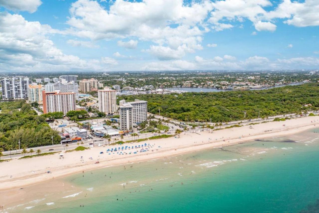 The Purple Pelican Beachfront With Ocean Balcony Unit 1 Fort Lauderdale Exteriér fotografie