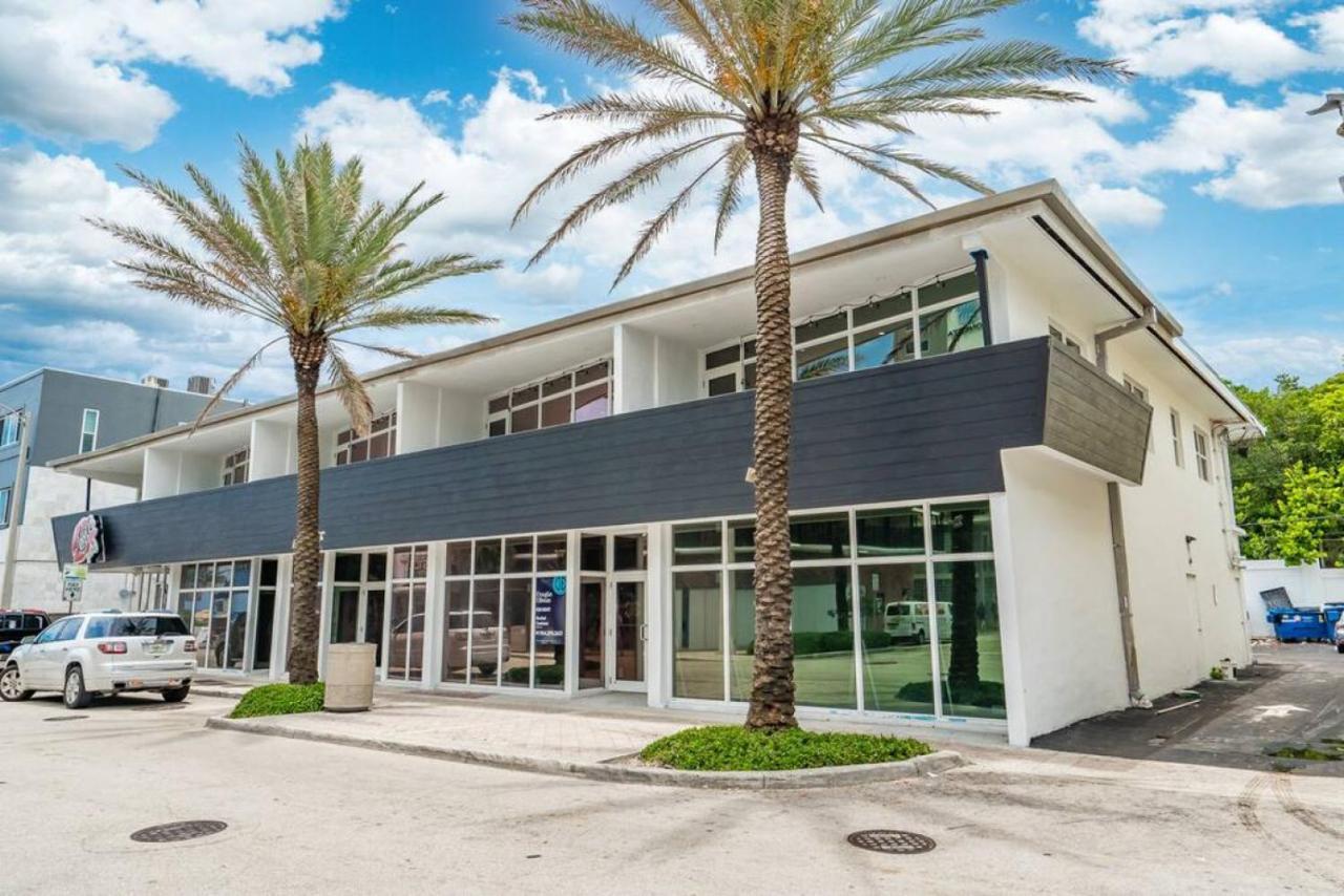The Purple Pelican Beachfront With Ocean Balcony Unit 1 Fort Lauderdale Exteriér fotografie