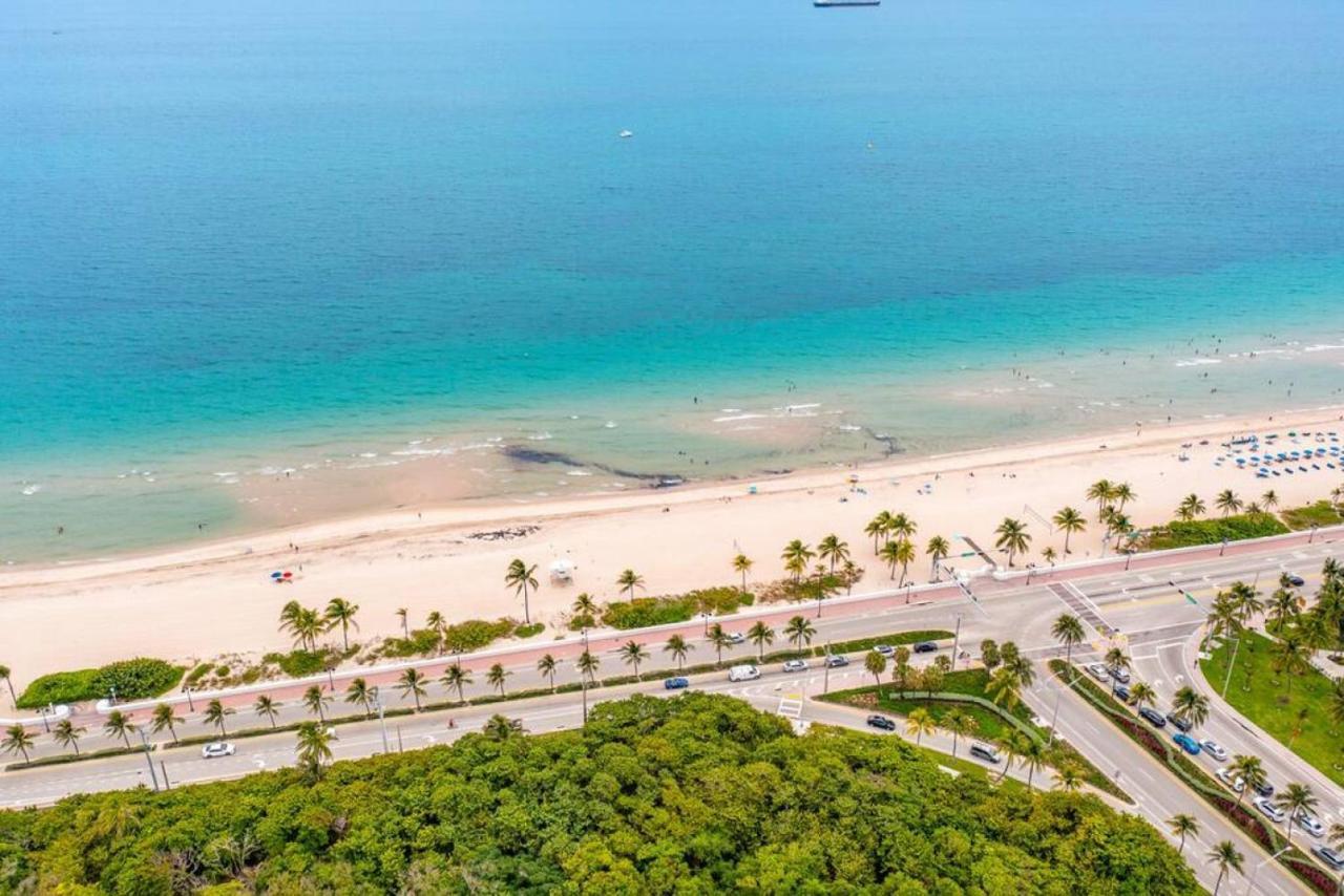 The Purple Pelican Beachfront With Ocean Balcony Unit 1 Fort Lauderdale Exteriér fotografie